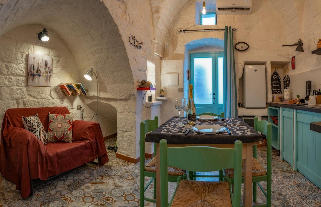 צ'לייה מספיקה Casa Vacanze “House On The Left” מראה חיצוני תמונה