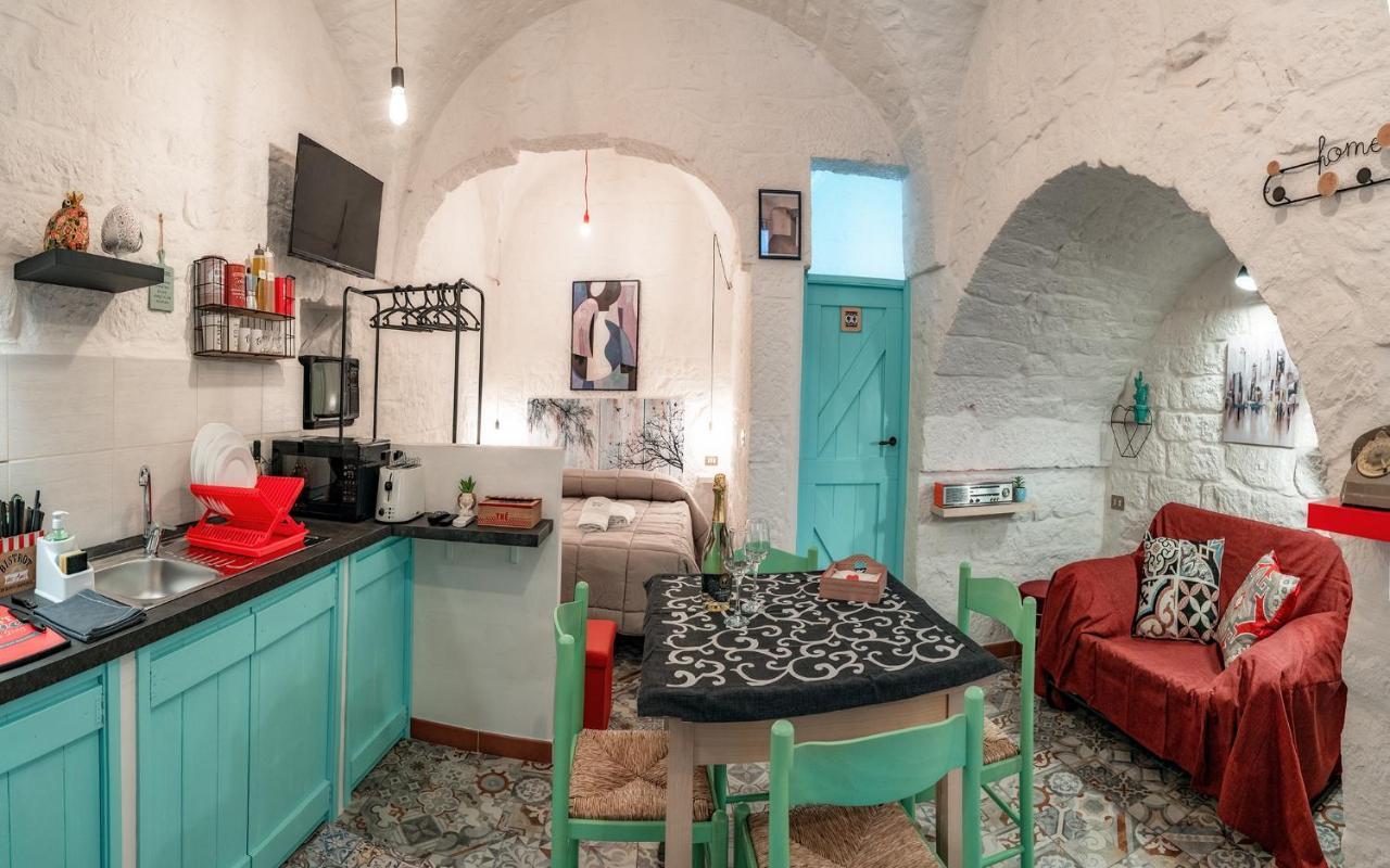 צ'לייה מספיקה Casa Vacanze “House On The Left” מראה חיצוני תמונה